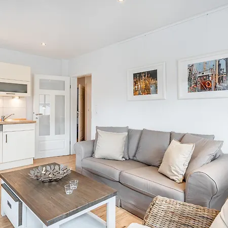 An't Diekstreek 01 Apartment *